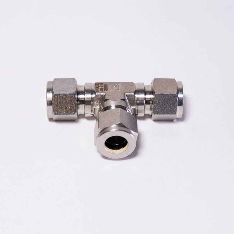 Unión Tee 1/2” OD Acero Inoxidable (SS 316)