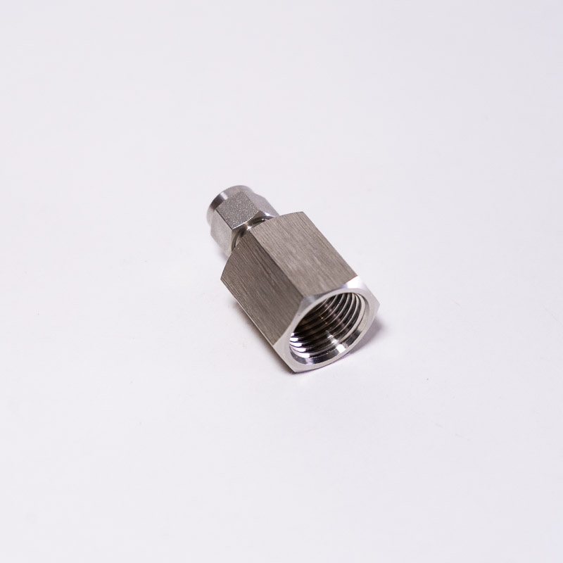 CONECTOR RECTO PARA TUBO 1/4